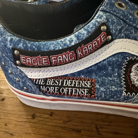 #38❤️/41❤️ BNWT Vans X Cobra Kai Old Skool ShoeS - Picture 11 of 13